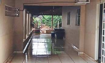 Imagem 2: Térrea para venda tem 140 metros quadrados com 3 quartos em Centro - Presidente Epitácio