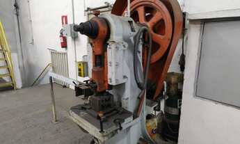 Imagem 2: Galpão Industrial para aluguel tem 250 metros quadrados em Santo André - SP