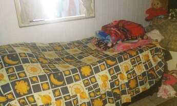 Imagem 3: Terreno com 3 Casas a venda