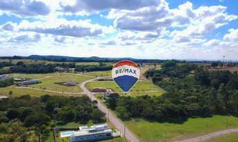 Imagem 6: Há um Vilarejo alí...