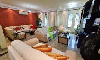 Imagem 4: Casa sobreposta alta com piscina, churrasqueira e 4 dormitórios com suíte à venda, 338 m²