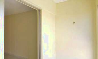 Imagem 3: Condomínio Roma: Porcelanato, varanda, garagem, nascente! 1º andar