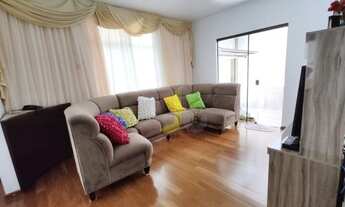 Imagem 7: Casa de terreno inteiro no Tropical