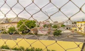 Imagem 4: Apartamento / 4 Dormitórios / 1 Vaga / Passo D Areia / Porto Alegre