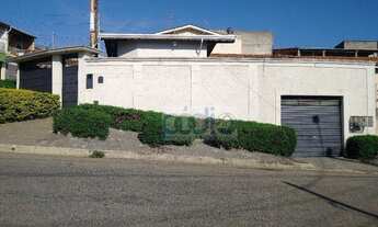 Imagem: Casa com 3 dormitórios à venda, 205 m²