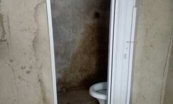 Imagem 5: Casa lajeada, frente pra rua, 2 quartos, pronta pra construir em cima