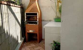 Imagem 7: Casa em condomínio, com portão eletrônico