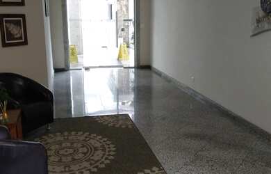 Imagem 2: Apartamento para venda tem 73 m² com 2 quartos sendo 1 suíte em Guilhermina - Praia Grande