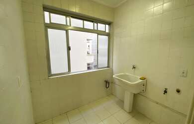 Imagem 6: Apartamento a um quarteirão da praia com 1 quarto e 1 vaga no bairro do Boqueirão- Santos