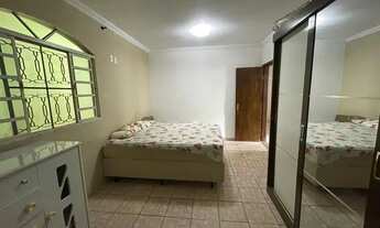 Imagem 1: Casa para venda com 500 metros quadrados com 3 quartos