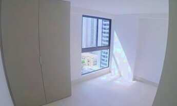 Imagem 4: Apartamento em Boa Viagem - 3 Quartos, Suíte e Varanda fechada com vidro - Próx. ao CBV