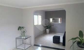 Imagem 5: Casa com Piscina na Vila Carmem