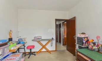 Imagem 7: Sobrado para venda tem 164 metros quadrados com 3 quartos em Xaxim - Curitiba - PR