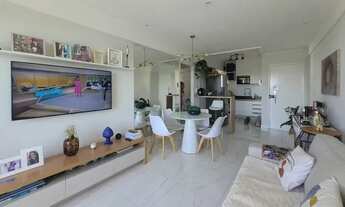 Imagem 2: Apartamento para venda no Cond. Jardim das Bromélias tem 72m² com 2/4 no Imbuí (C2