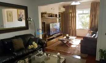 Imagem: Charmosa casa térrea com quintal e jardim