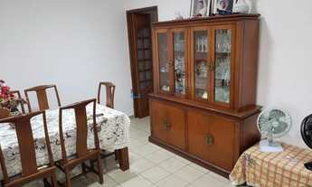 Imagem 2: Metrô São Judas, casa térrea com 3 dormitórios sendo 1 suíte com 2 vagas de garagem