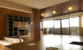 Imagem 2: Casa Terrea Residencial 01 para aluguel possui 390 metros quadrados com 4 quartos