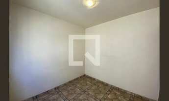 Imagem 4: Apartamento para Aluguel - Santa Mônica, 2 Quartos, 45 m2