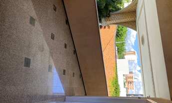 Imagem 2: Casa Duplex para venda possui 500 metros quadrados com 5 quartos com 2 lotes