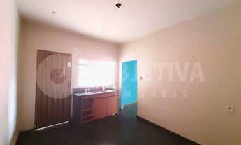 Imagem 6: Casa para aluguel, 3 quartos, 2 vagas, SEGISMUNDO PEREIRA - UBERLANDIA/MG