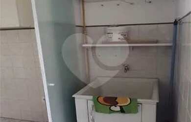 Imagem 5: Apto 3 dormitorios, cozinha com armarios, banheiro com gabinete e box, 1 vaga coberta