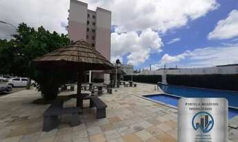 Imagem 4: Apto no Petrópolis, 2/4, suíte, nascente, varanda, elevador, com móveis planejados