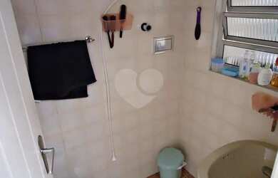 Imagem 6: Casa residencial ou comercial, com 3 quartos, 8 vagas