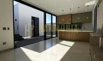 Imagem 4: Belíssima casa a venda no Village Damha III