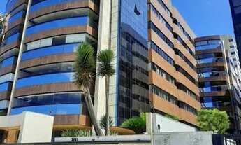 Imagem 7: Cobertura Duplex, beira mar, entre Ponta Verde e Jatiúca. Qualidade de vida eterna