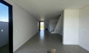 Imagem 6: Casa com 4 quartos na Praia do Campeche, em Florianópolis! Churrasqueira e 2 vagas