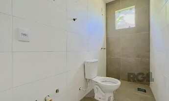 Imagem 14: Casa em Porto Alegre, no bairro Aberta dos Morros, com 3 dormitório(s), e 3 banheiros, à v