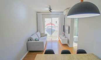 Imagem 2: Apartamento à Venda,2 quartos,1 Banheiro Social, Sala de TV e Jantar, Varanda,Cozinha com