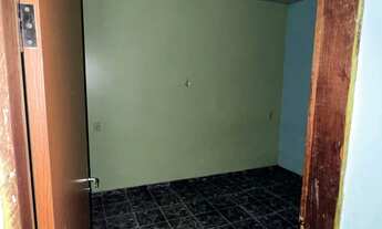 Imagem 7: ? Aluga-se Casa com 3 Quartos, Quintal Grande e Garagem para 3 Carros no Jardim Oliveira