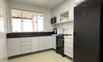 Imagem 4: Imóvel para venda tem 150 metros quadrados com 4 quartos em Morada de Laranjeiras - Serra