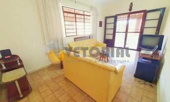 Imagem 5: Imóvel para venda possui 226 metros quadrados com 3 quartos