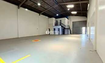 Imagem 3: Galpão comercial disponível para locação no bairro Tibery em Uberlândia - MG