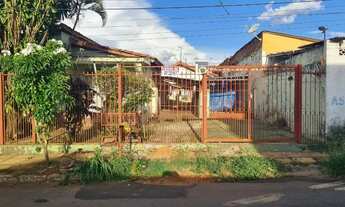 Imagem: VENDO 2 CASAS SETOR LESTE VILA NOVA NO MESMO