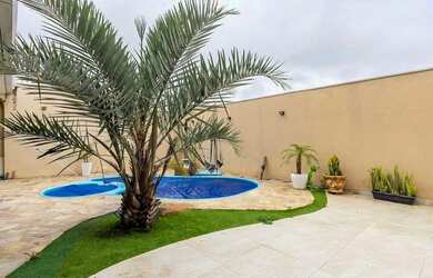 Imagem 3: CASA NO BAIRRO PINHEIRINHO COM PISCINA