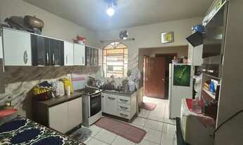 Imagem 4: Casa à venda no Parque Waldemar Hauer na Região Oeste de Londrina com 4 quartos