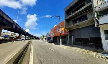 Imagem 4: Lene Pegado Vende Galpão com P/Comercial e Ap de 3 suítes nos altos com 2.200 m² P/Financ