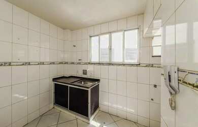 Imagem 5: Quarto e sala prático a 5 minutos da Universidade Federal para venda