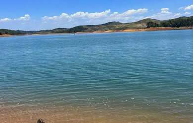 Imagem 5: Terreno perfeito para construir ou investir