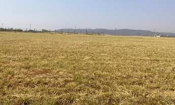 Imagem 2: Agio Terreno com cerca e projeto no condominio talisma em Guapo