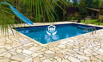 Imagem 3: Bela Chácara com 4.000 m² com casa, piscina e lago