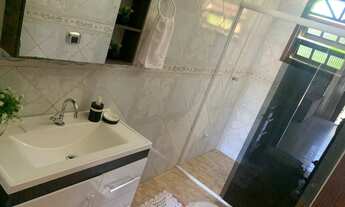 Imagem 5: Casa para aluguel e venda possui 200 metros quadrados com 4 quartos