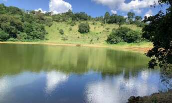 Imagem 3: Lote/Terreno para venda possui 600 metros quadrados em Centro - Bom Jesus dos Perdões - SP