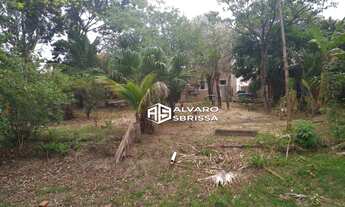 Imagem 4: Casa com 6 quartos sendo 2 na casa principal, sala, cozinha americana, banheiro, varanda