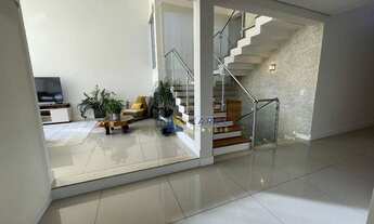 Imagem 6: Sobrado Ensolarado com 4 Suítes, Sala com Pé Direito Duplo, Piscina, Área Gourmet Integrad