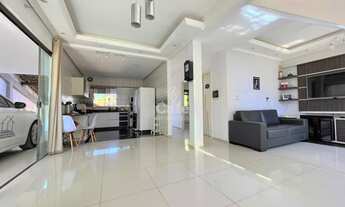 Imagem 4: Casa, 04 Dormitórios, 01 Suíte, 03 Banheiros, 02 Vagas, Pátio, Localizado Dom Antônio Reis