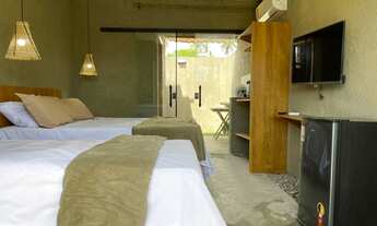 Imagem 2: Studio com piscina privativa a 800m da Praia do Patacho!